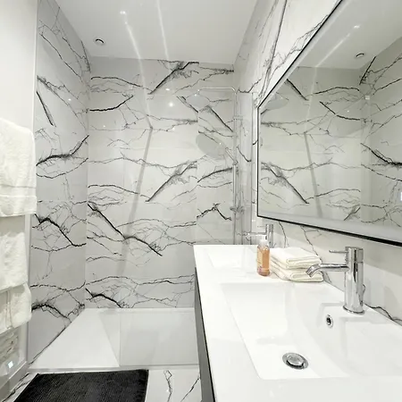 3 Pieces Renove Limitrophe Monaco